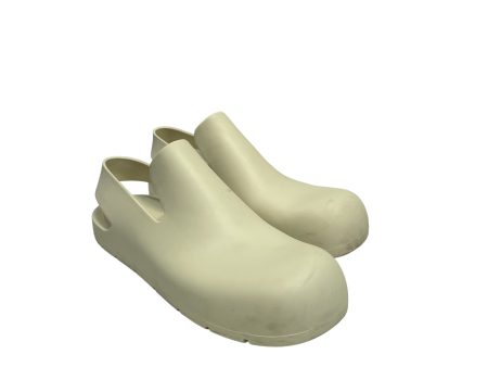 BOTTEGA VENETA Loafers EU 40 WHT  Hot on Sale