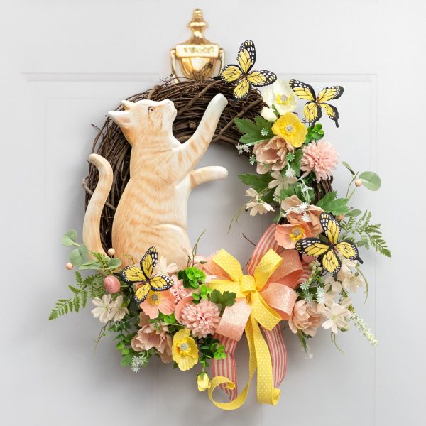 12  Metal Embossed Hanger: Pawing Tabby Cat Sale